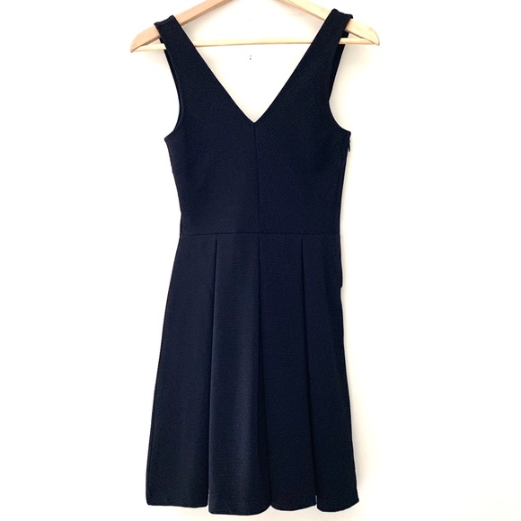 🔥 H&M Dress - Picture 1 of 3